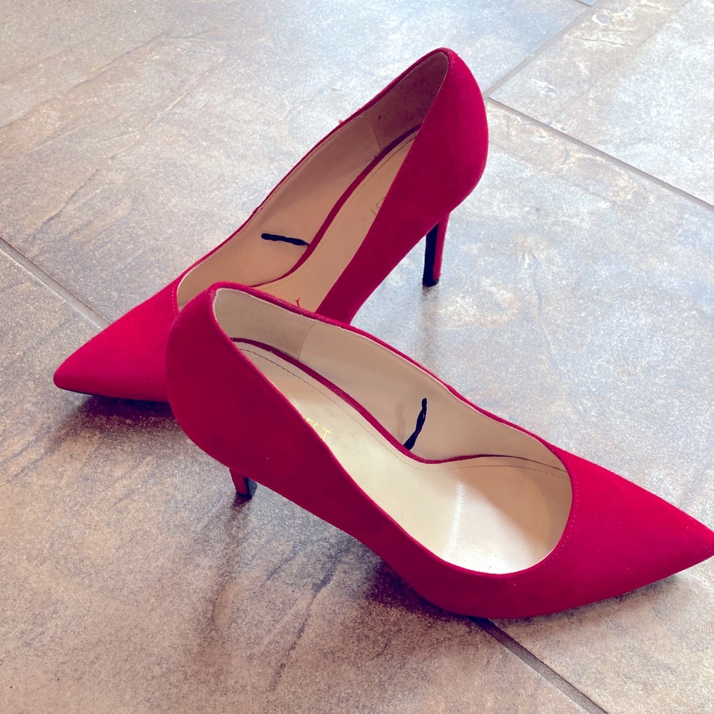 Like New Nine West Heels - Size 8.5